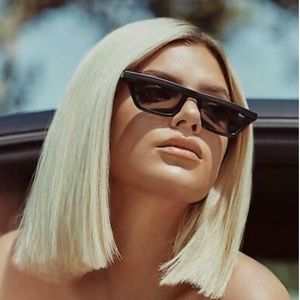 Quay Finesse Sunglasses in Black